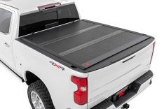 Hard Low Profile Bed Cover - 6'9" Bed - Rail Caps - Chevy/GMC 2500HD/3500HD (20-24)